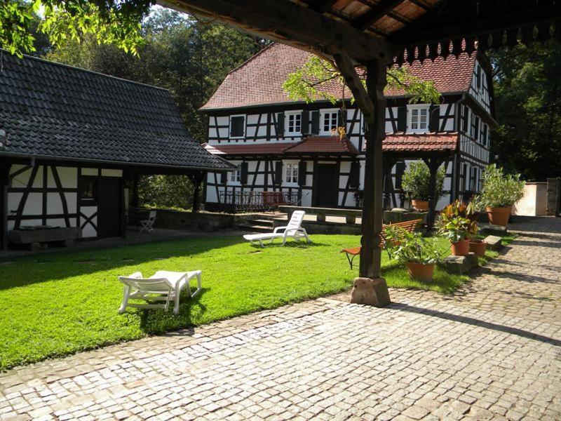 Ferme Auberge Du Moulin Des Sept Fontaines Drachenbronn-Birlenbach Buitenkant foto